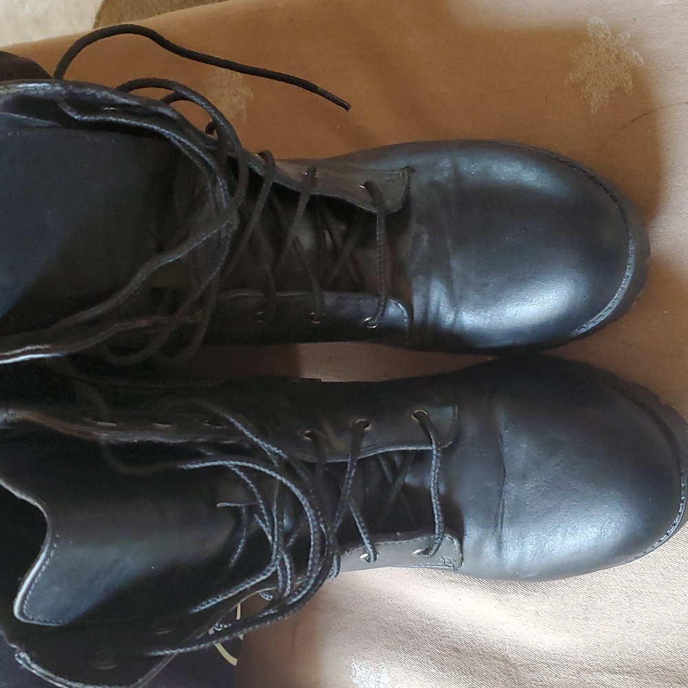 Womens boots